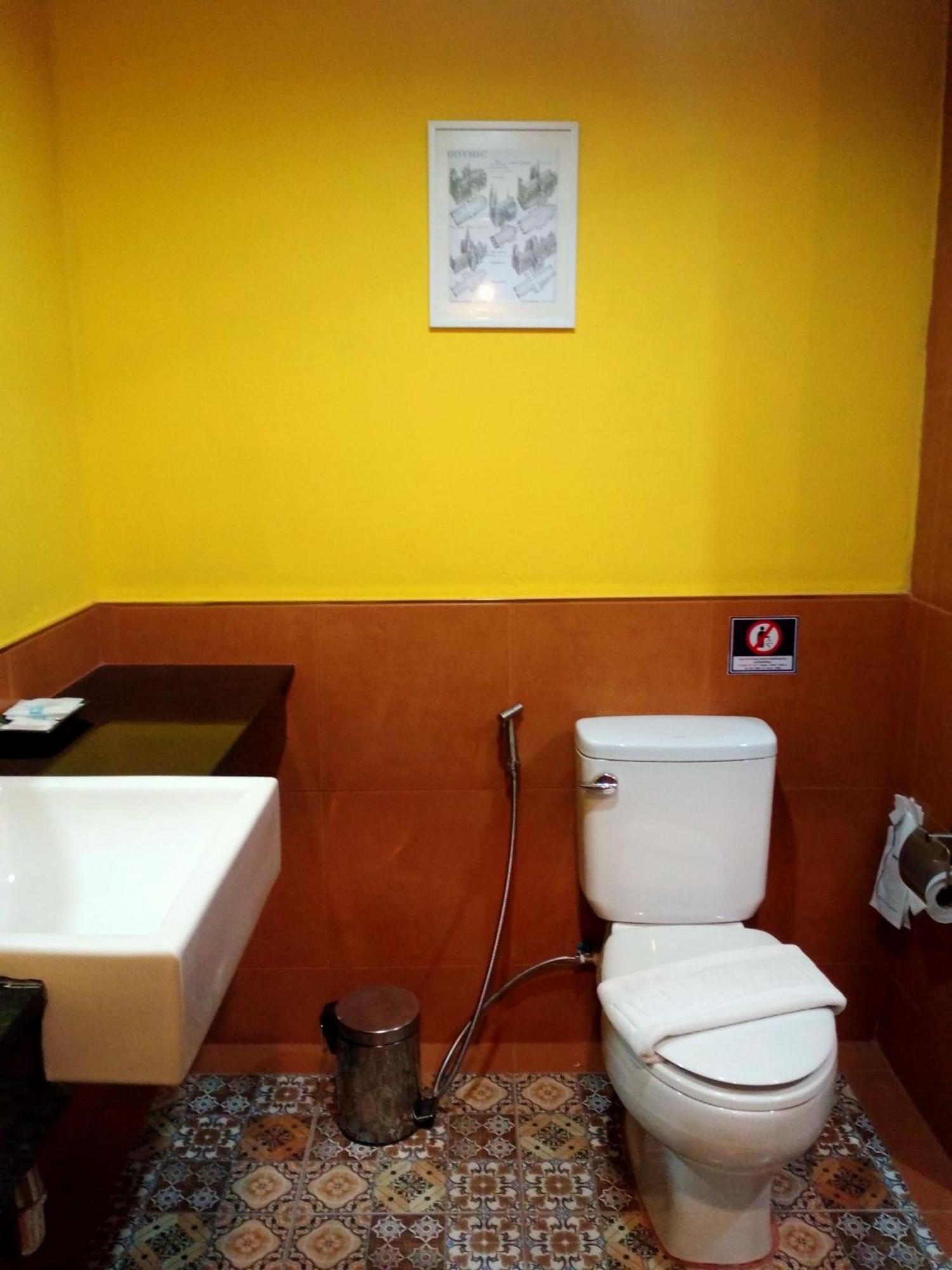 The Old Inn Udon Thani Ngoại thất bức ảnh